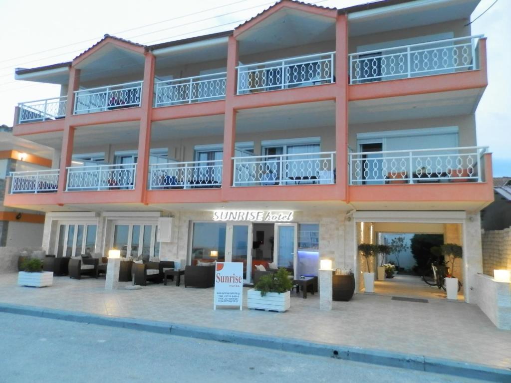 Sunrise Hotel Sarti Ngoại thất bức ảnh